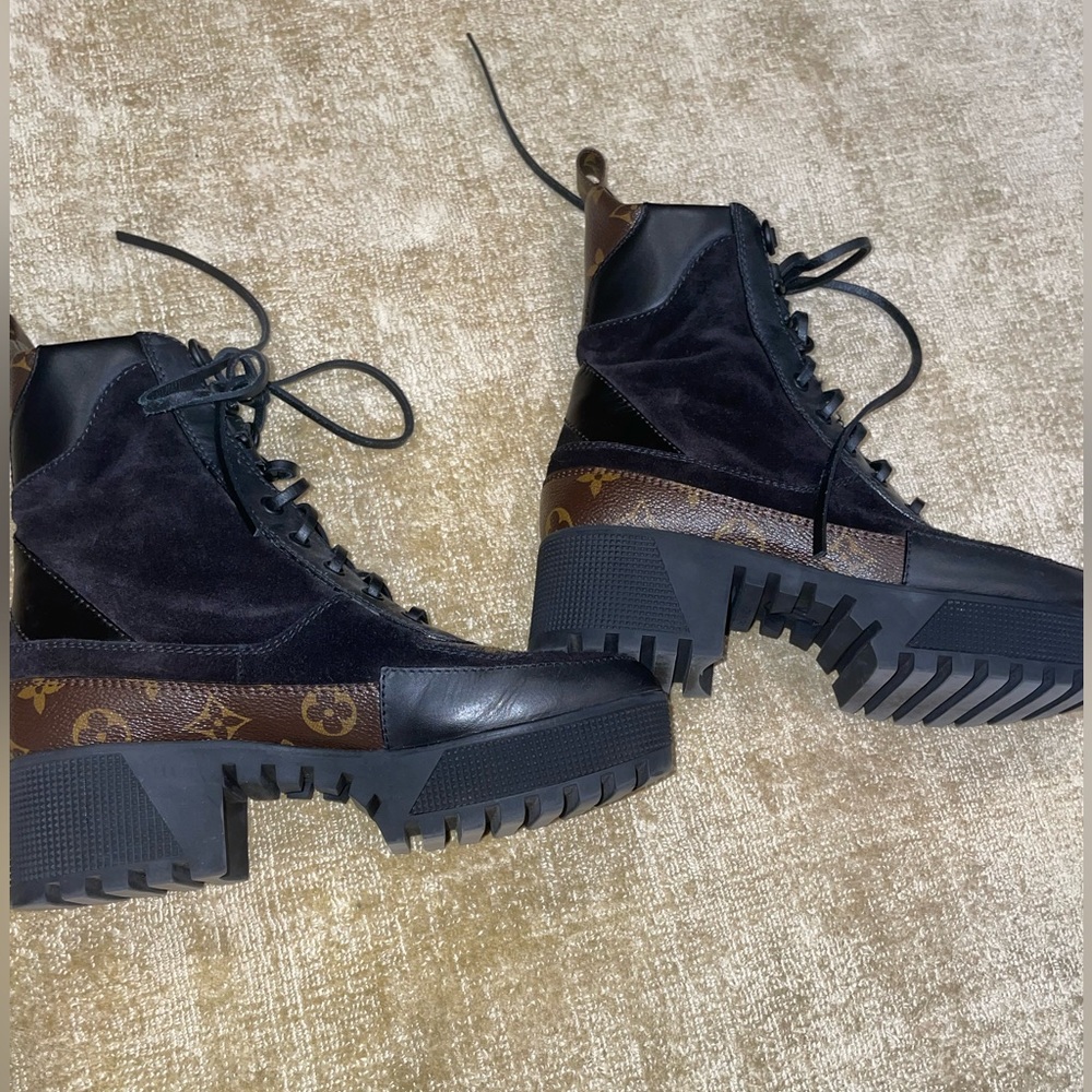 Louis Vuitton Laureate Platform Desert Boot with original box - Picture 2 of 5